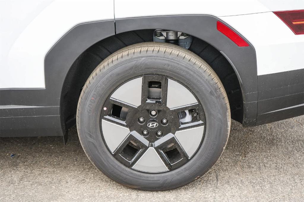 new 2025 Hyundai SANTA FE HEV car, priced at $39,960