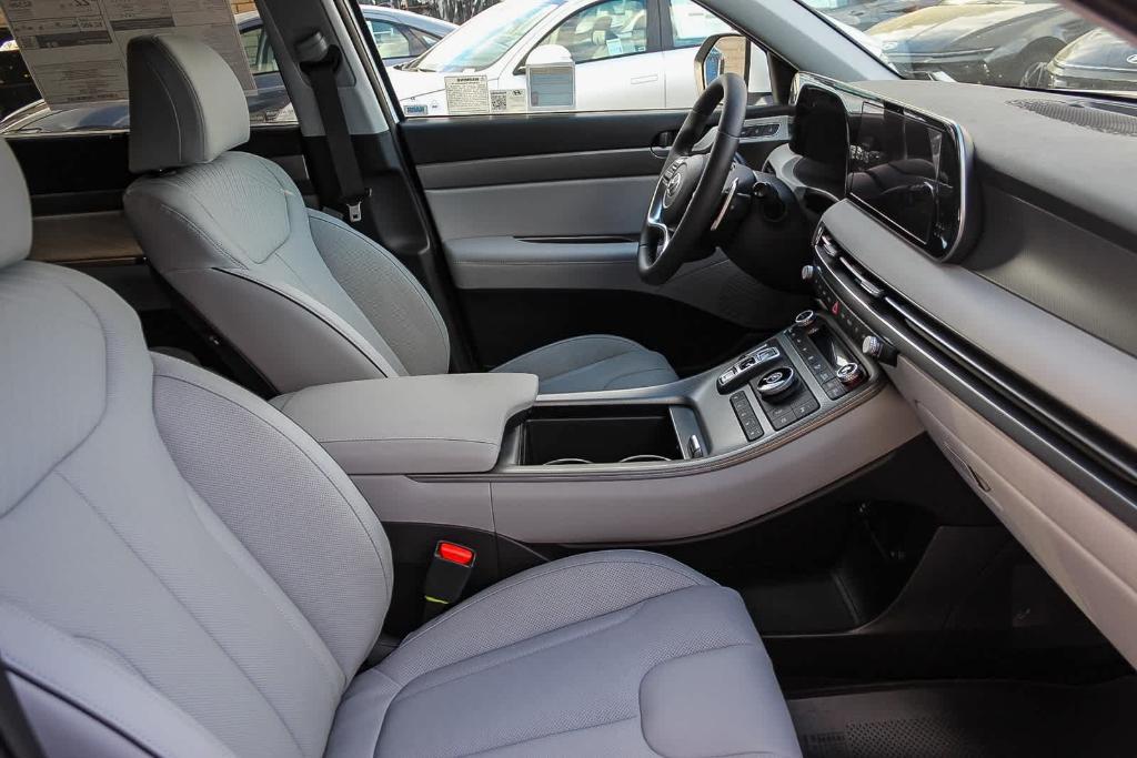 new 2025 Hyundai Palisade car, priced at $45,844