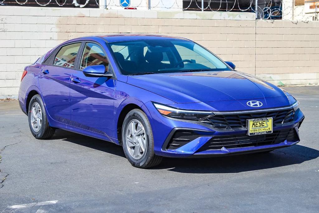 new 2025 Hyundai Elantra car, priced at $23,046