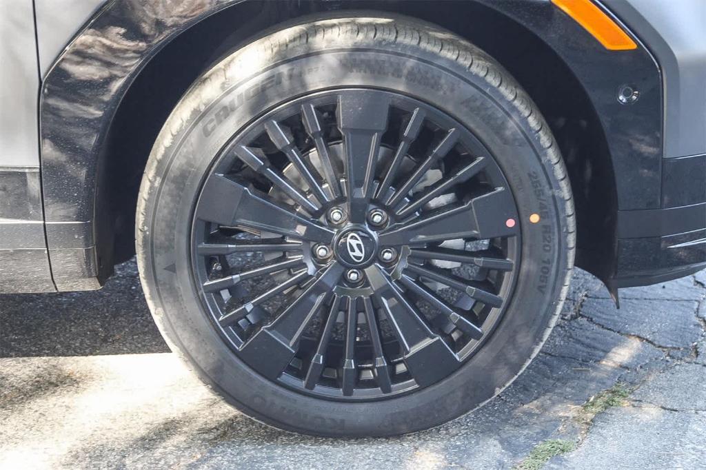 new 2025 Hyundai SANTA FE HEV car, priced at $52,029