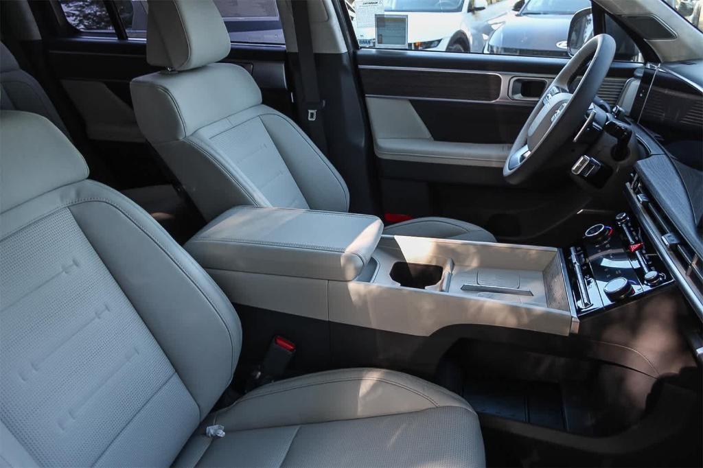 new 2025 Hyundai SANTA FE HEV car, priced at $52,029