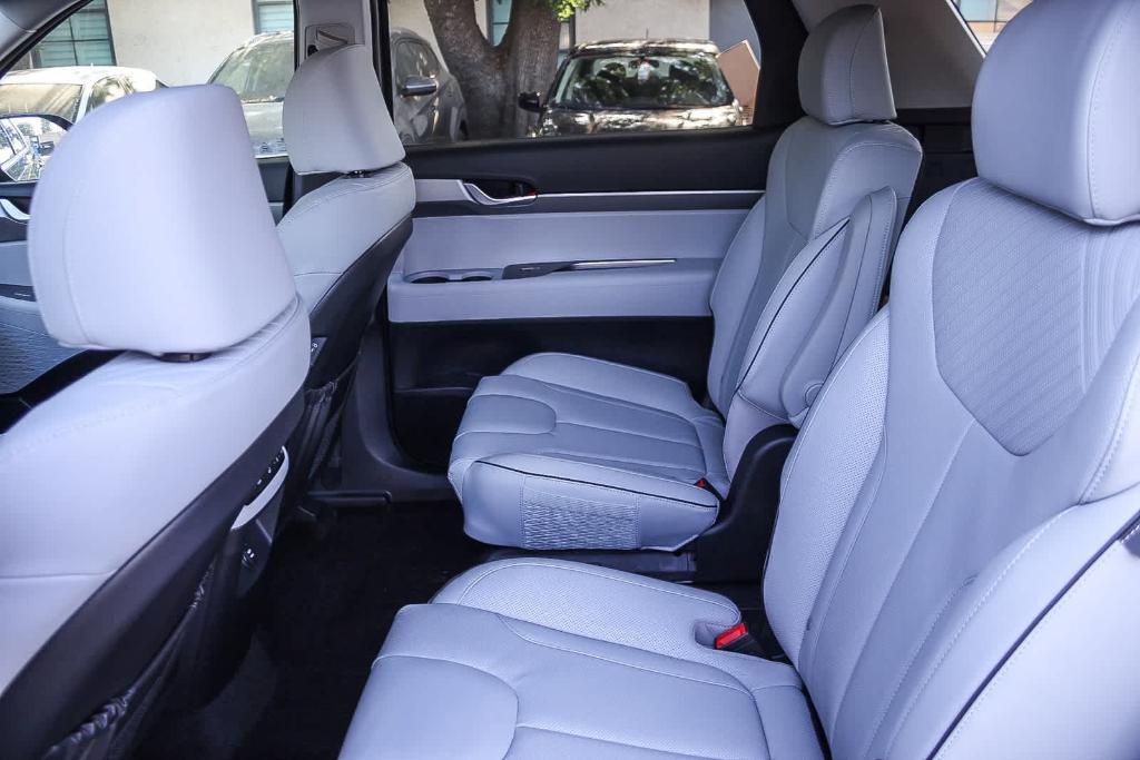 new 2025 Hyundai Palisade car, priced at $40,950