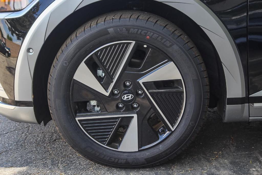 new 2025 Hyundai IONIQ 5 car, priced at $54,947