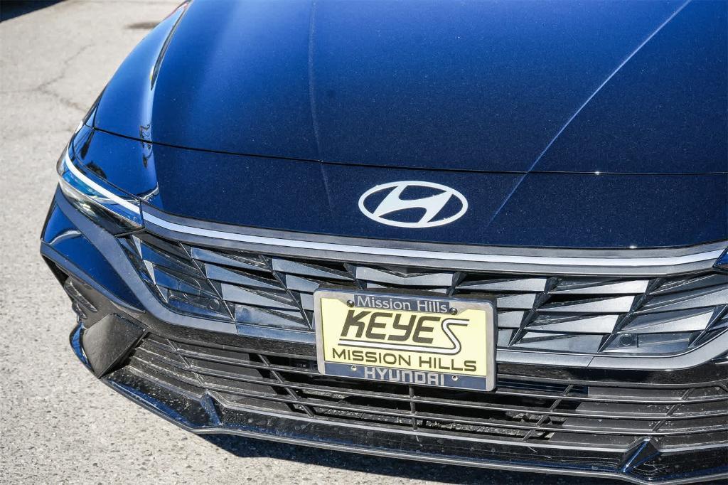new 2025 Hyundai ELANTRA HEV car, priced at $27,208