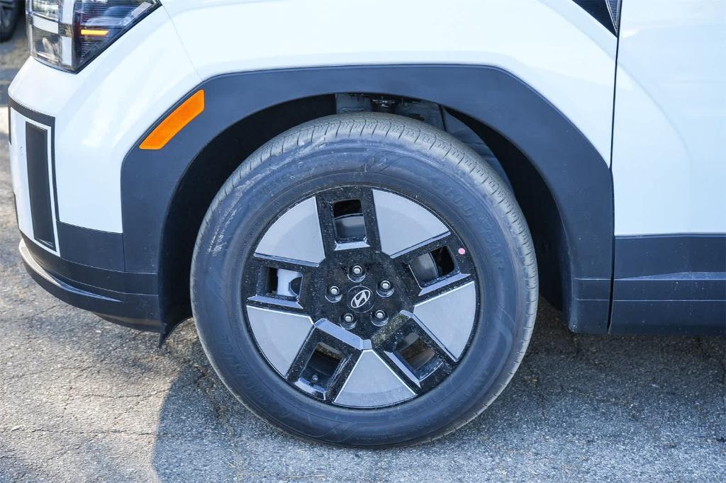new 2025 Hyundai SANTA FE HEV car, priced at $39,752