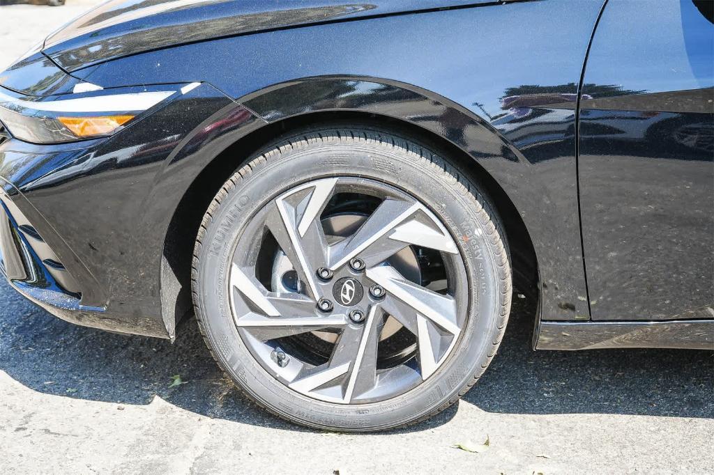 new 2025 Hyundai Elantra car, priced at $24,416