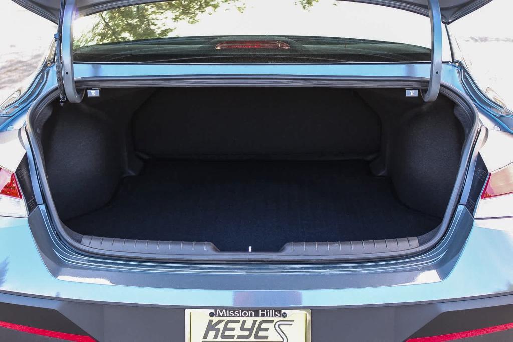 new 2025 Hyundai ELANTRA HEV car, priced at $27,140