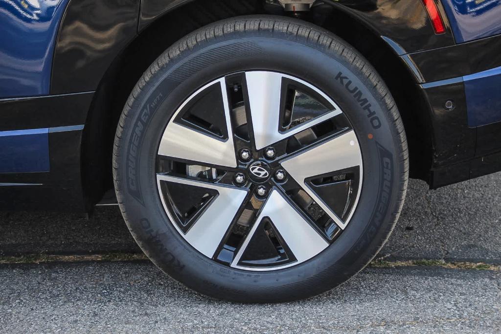 new 2026 Hyundai IONIQ 9 car, priced at $68,660