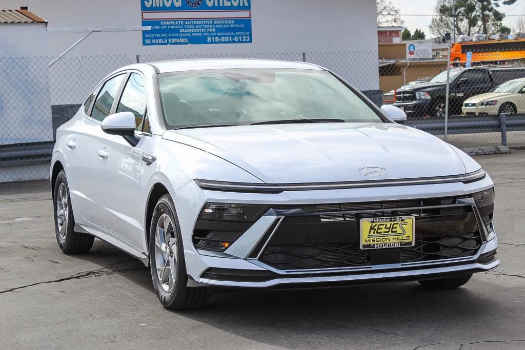 new 2025 Hyundai Sonata car, priced at $28,246