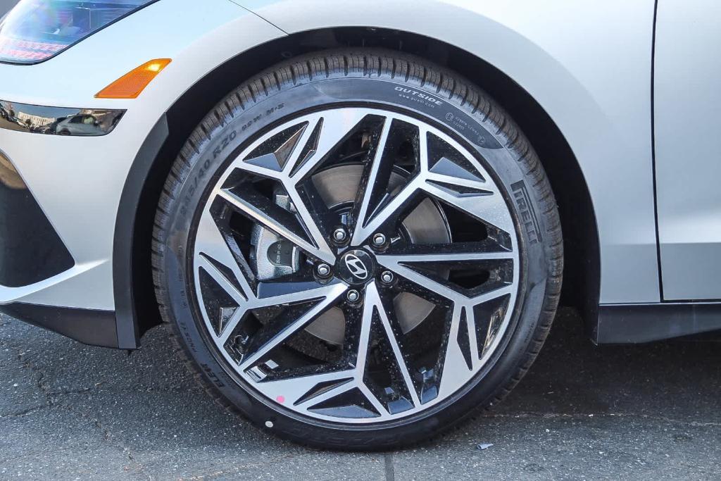 new 2025 Hyundai IONIQ 6 car, priced at $46,536