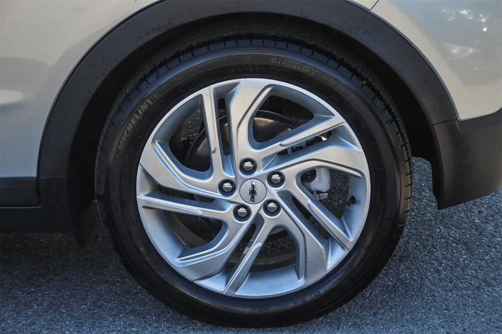used 2022 Chevrolet Bolt EV car, priced at $16,777
