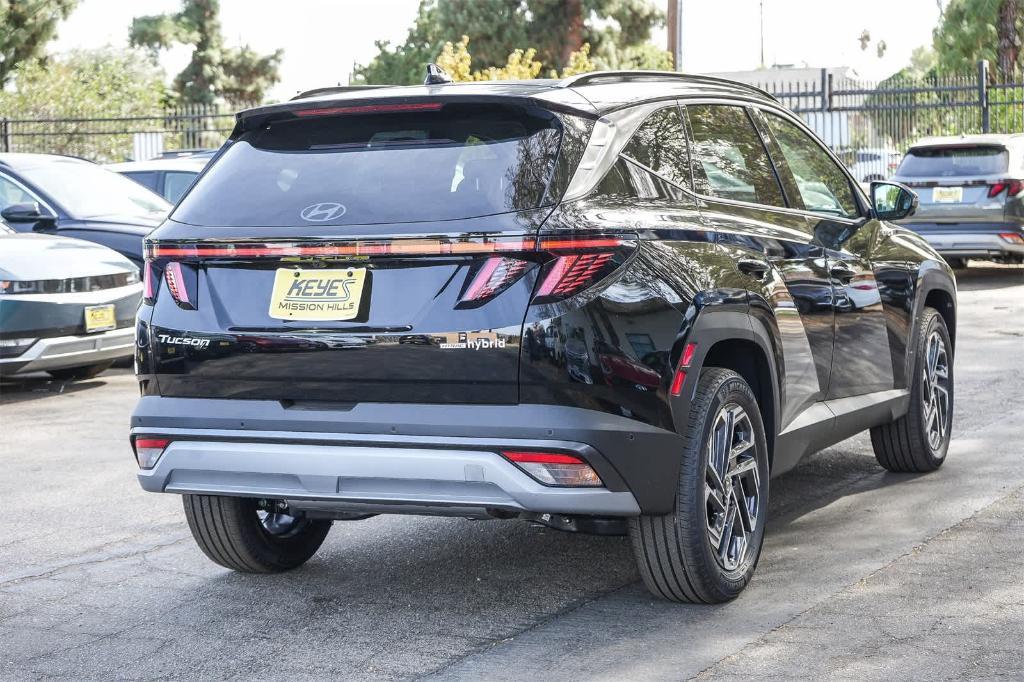 new 2025 Hyundai TUCSON Hybrid car, priced at $42,552