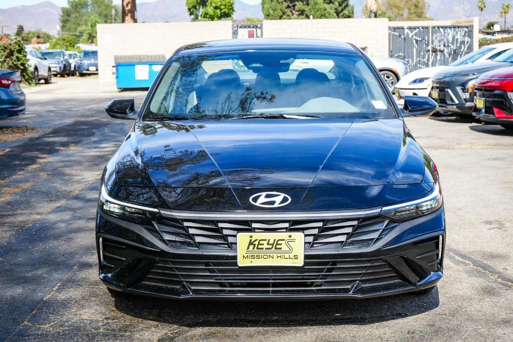 new 2025 Hyundai Elantra car, priced at $23,531
