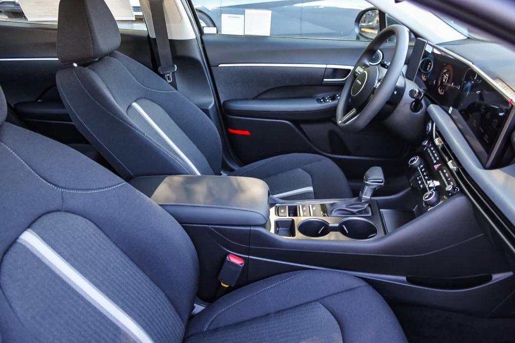 new 2025 Hyundai Sonata car, priced at $27,795