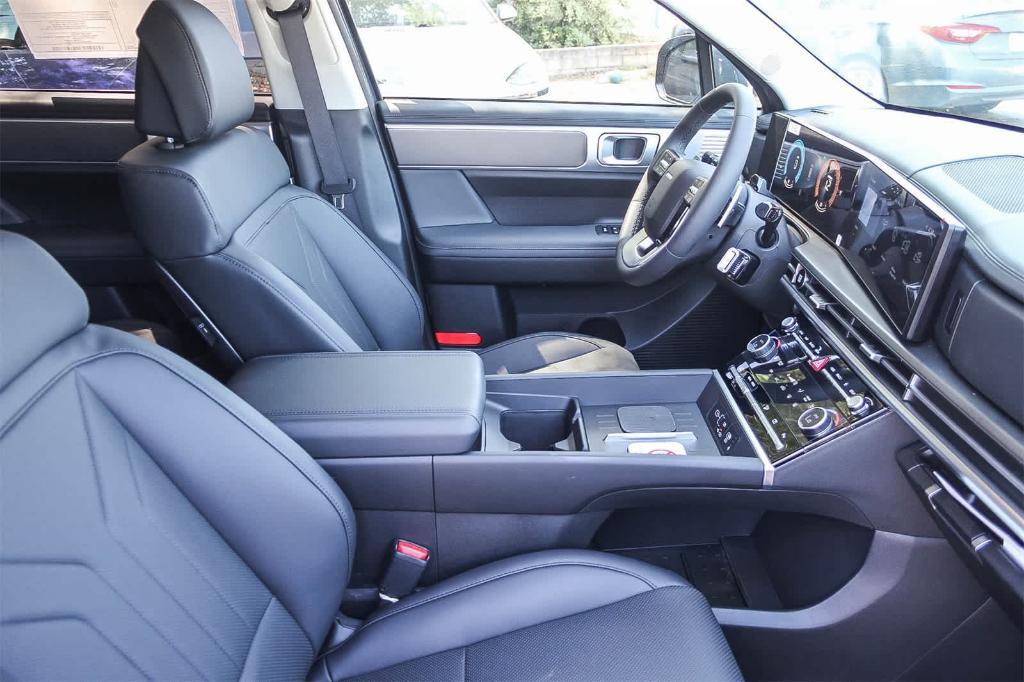 new 2025 Hyundai SANTA FE HEV car, priced at $39,475
