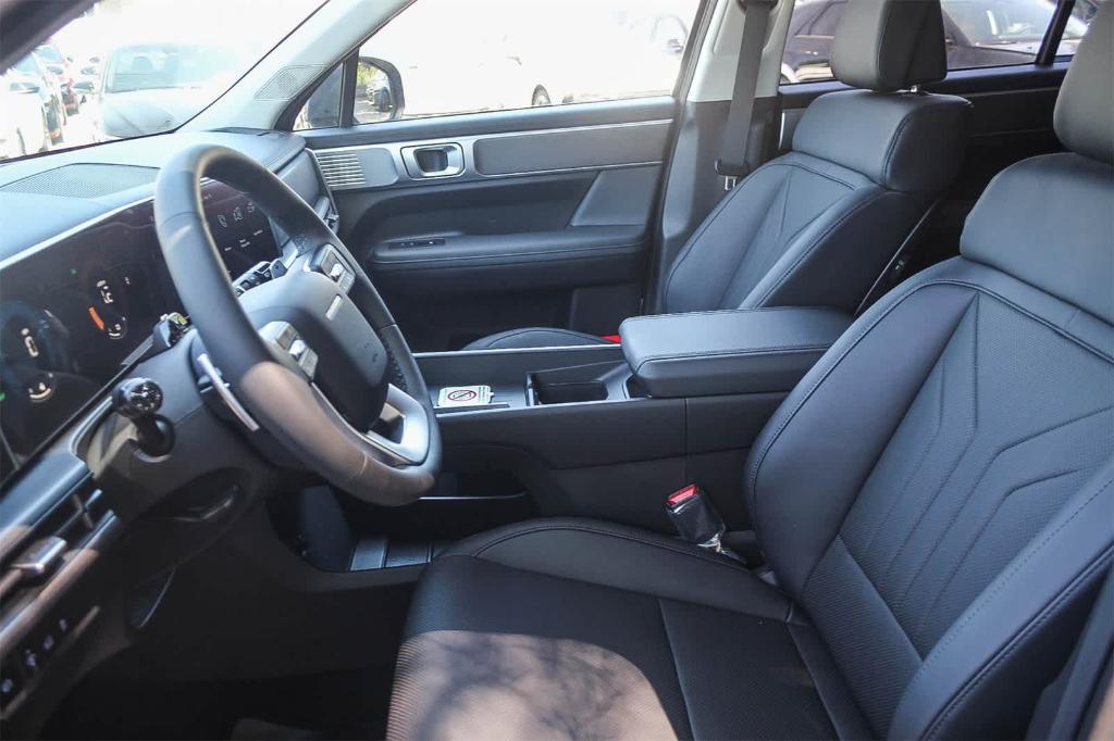 new 2025 Hyundai SANTA FE HEV car, priced at $39,475