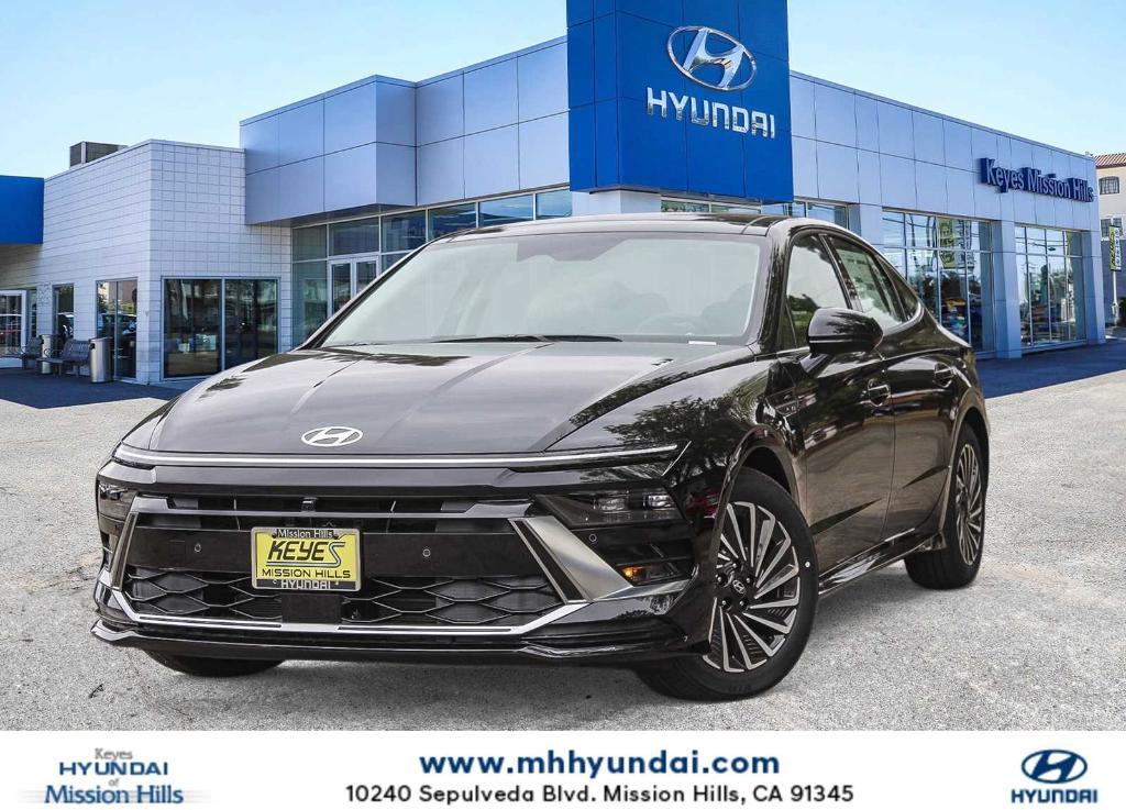 new 2025 Hyundai Sonata Hybrid car, priced at $35,419