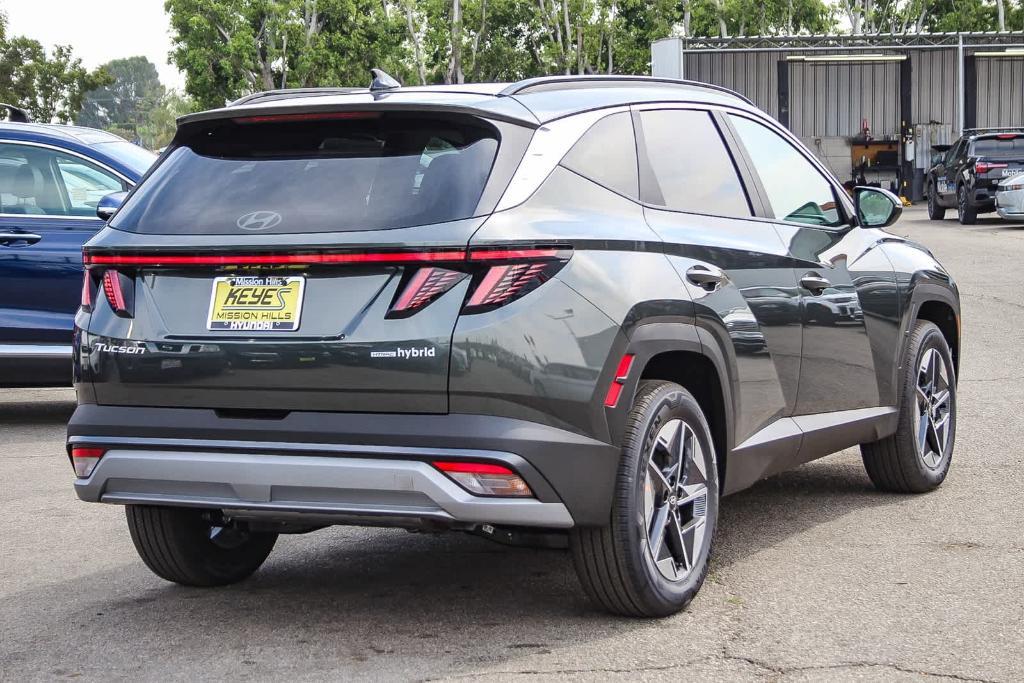 new 2025 Hyundai TUCSON Hybrid car, priced at $37,935