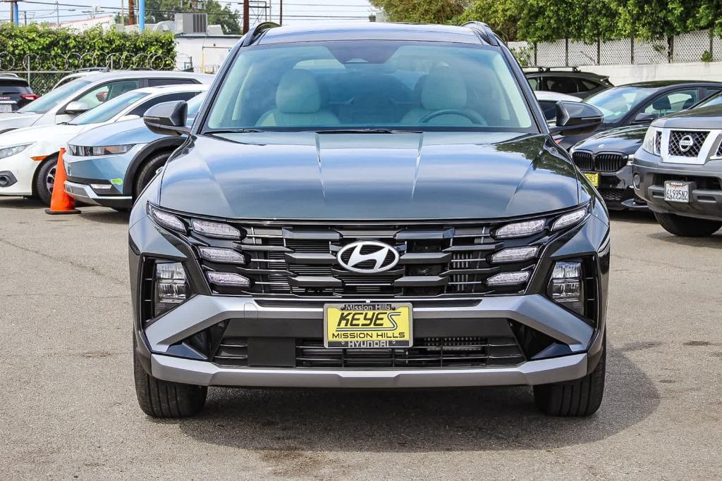new 2025 Hyundai TUCSON Hybrid car, priced at $37,935
