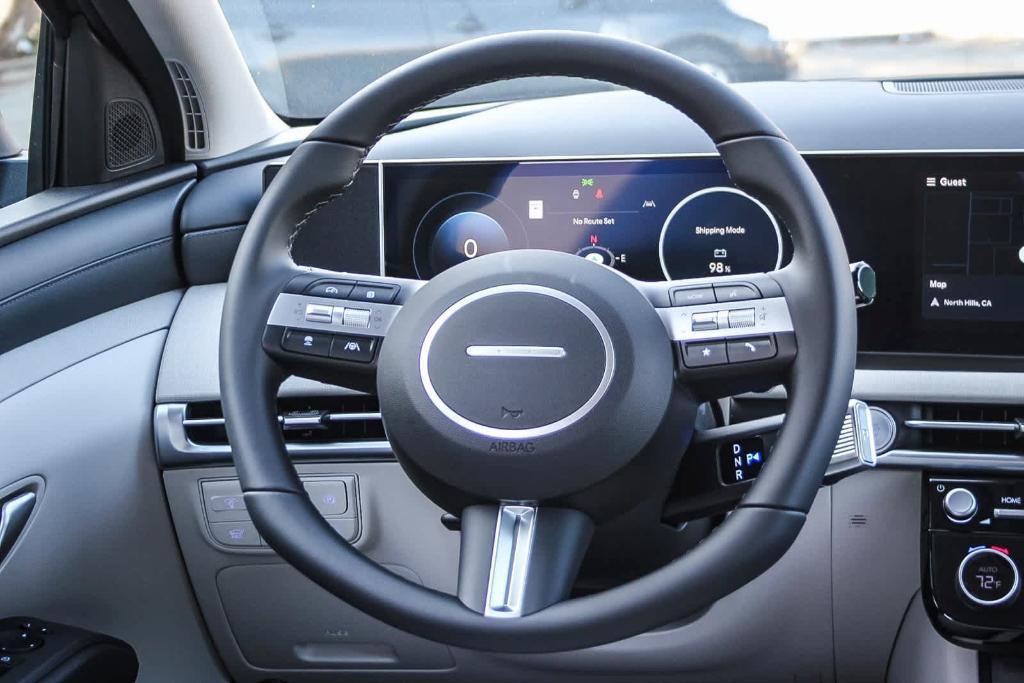 new 2025 Hyundai TUCSON Hybrid car, priced at $37,935