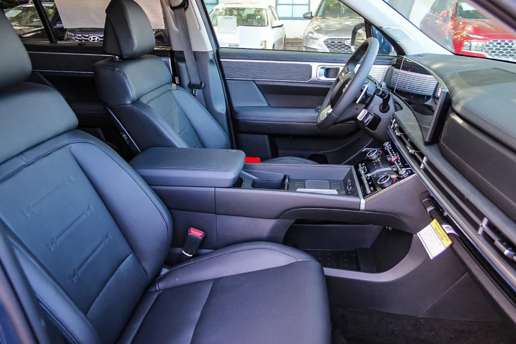 new 2025 Hyundai SANTA FE HEV car, priced at $46,091