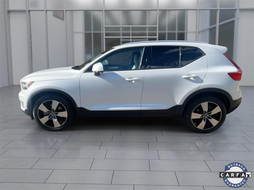 used 2022 Volvo XC40 car, priced at $28,888