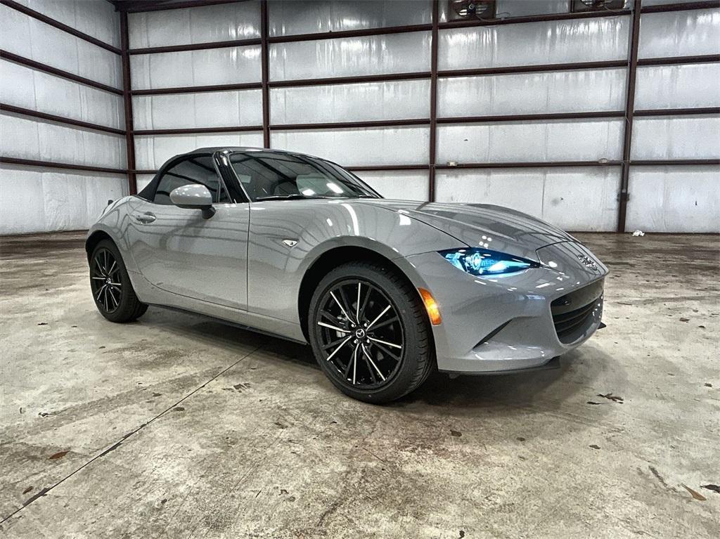 new 2024 Mazda MX-5 Miata car, priced at $36,154