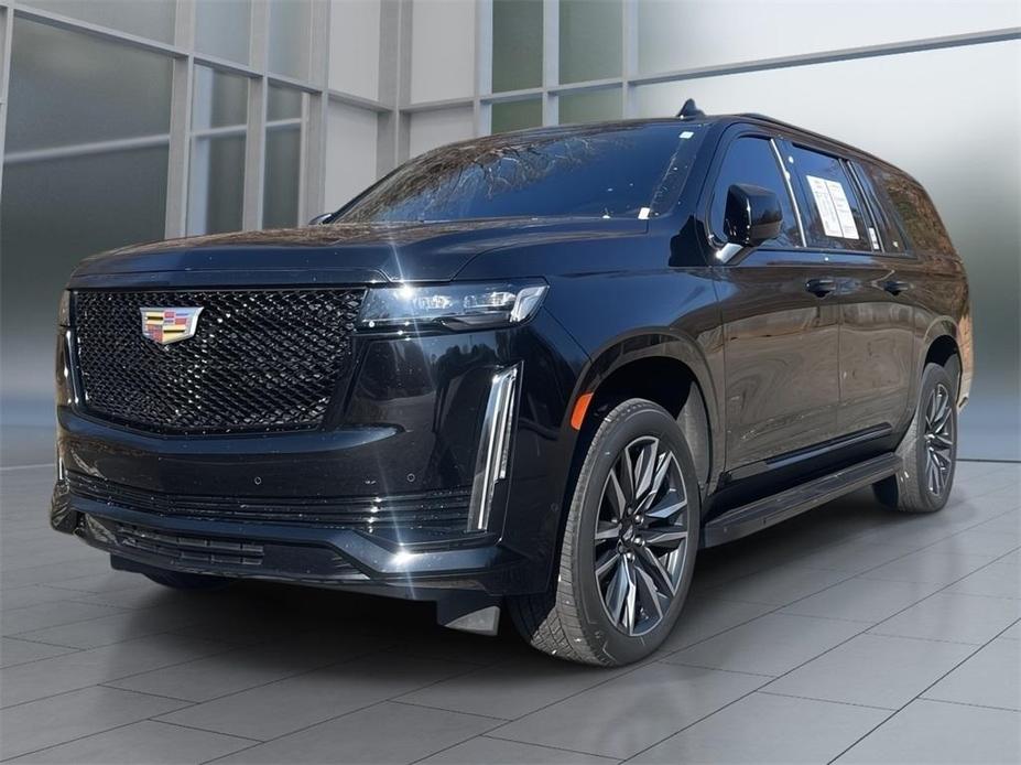 used 2021 Cadillac Escalade ESV car, priced at $71,533