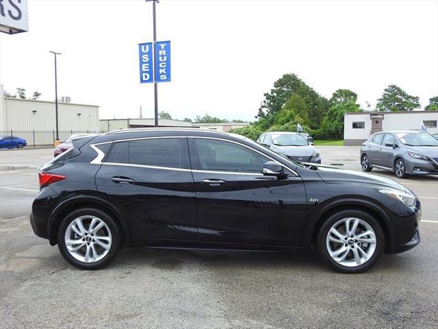 used 2017 INFINITI QX30 car