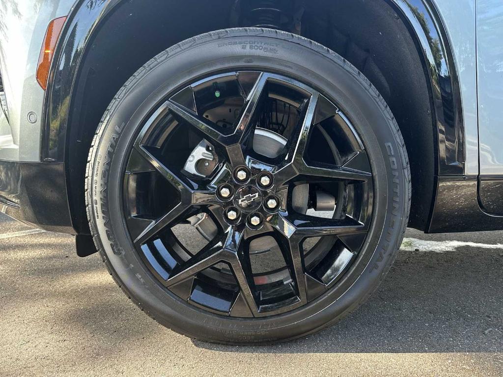 new 2025 Chevrolet Traverse car, priced at $51,460