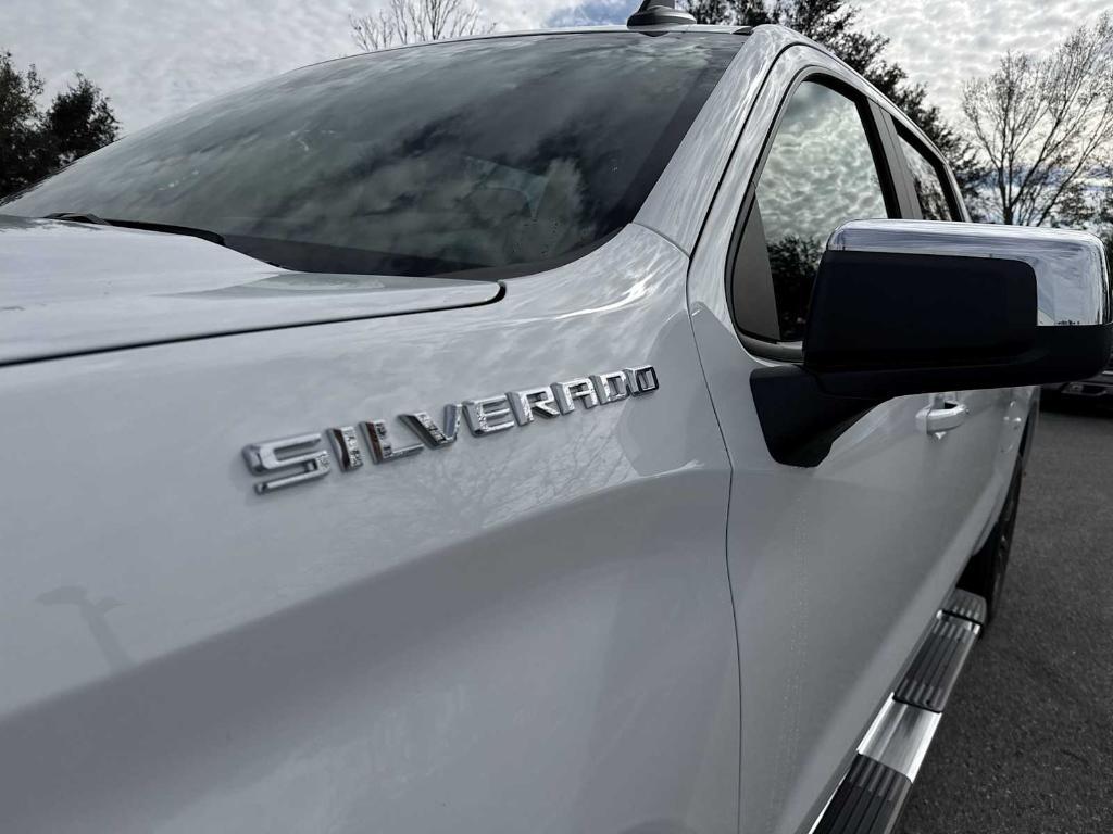 new 2025 Chevrolet Silverado 1500 car, priced at $44,705