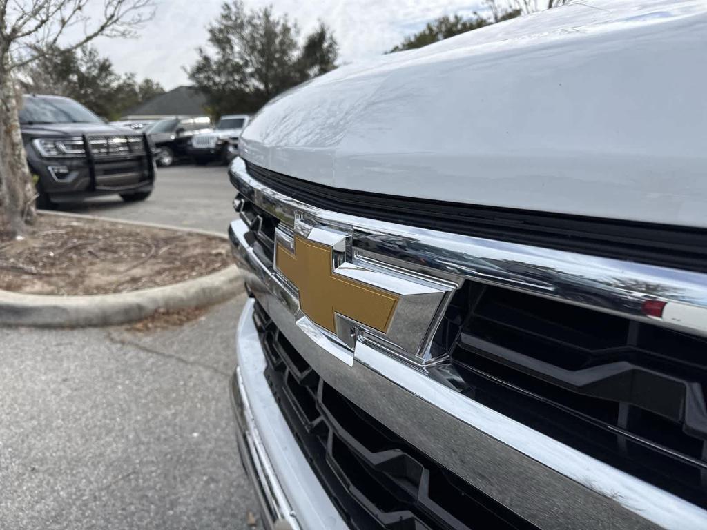 new 2025 Chevrolet Silverado 1500 car, priced at $47,205