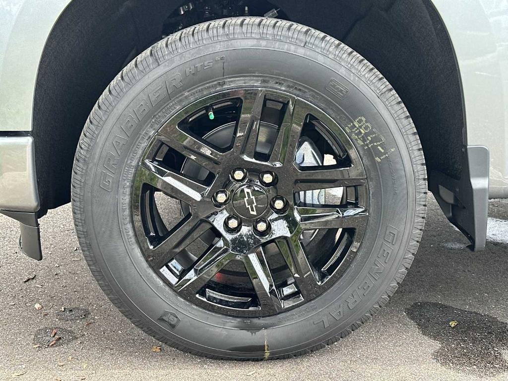 new 2025 Chevrolet Silverado 1500 car, priced at $38,160
