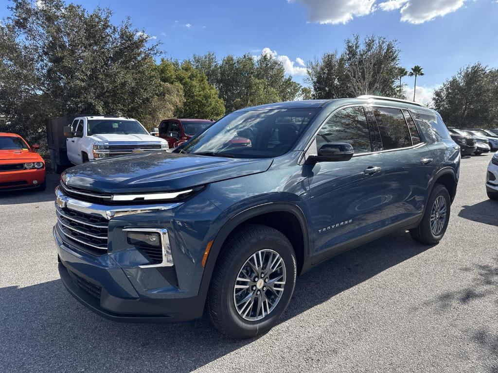 new 2025 Chevrolet Traverse car, priced at $40,995