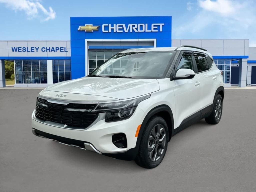 used 2024 Kia Seltos car, priced at $19,997