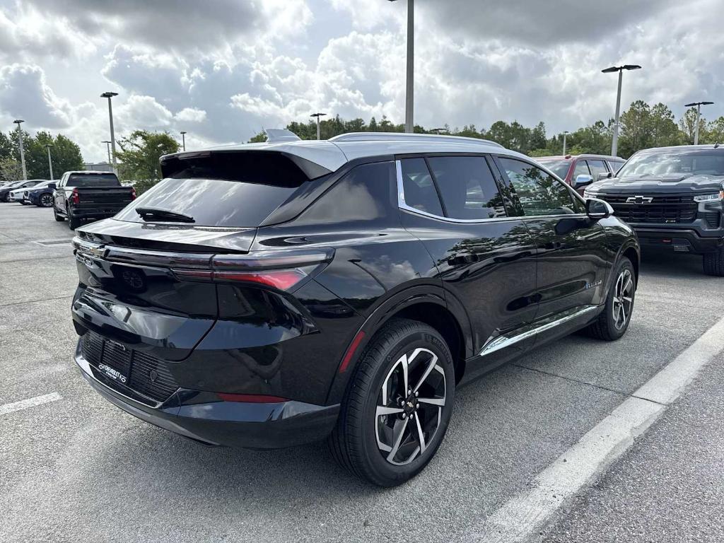 new 2025 Chevrolet Equinox EV car, priced at $37,885