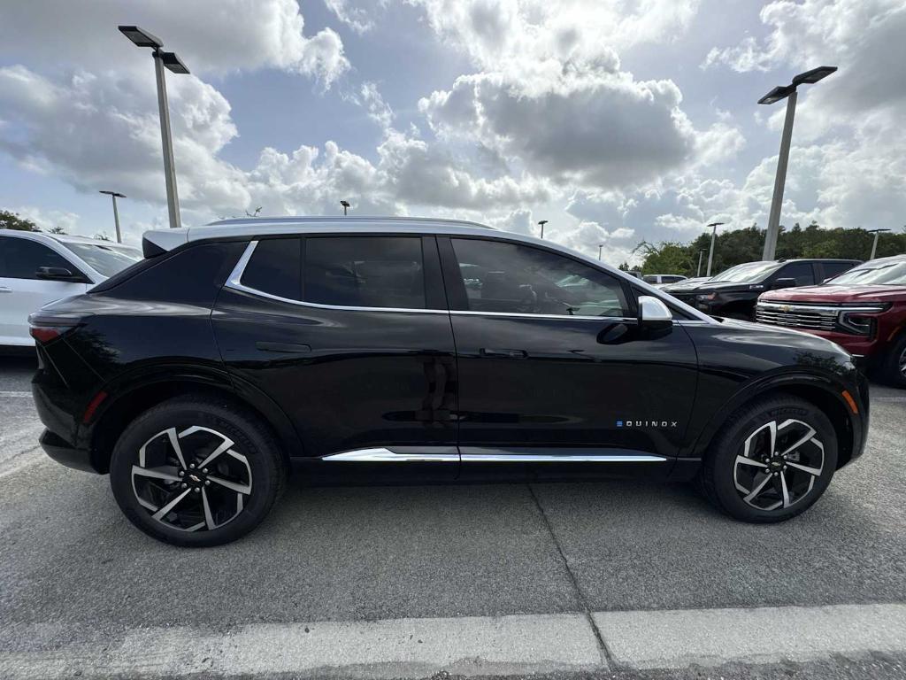 new 2025 Chevrolet Equinox EV car, priced at $37,885