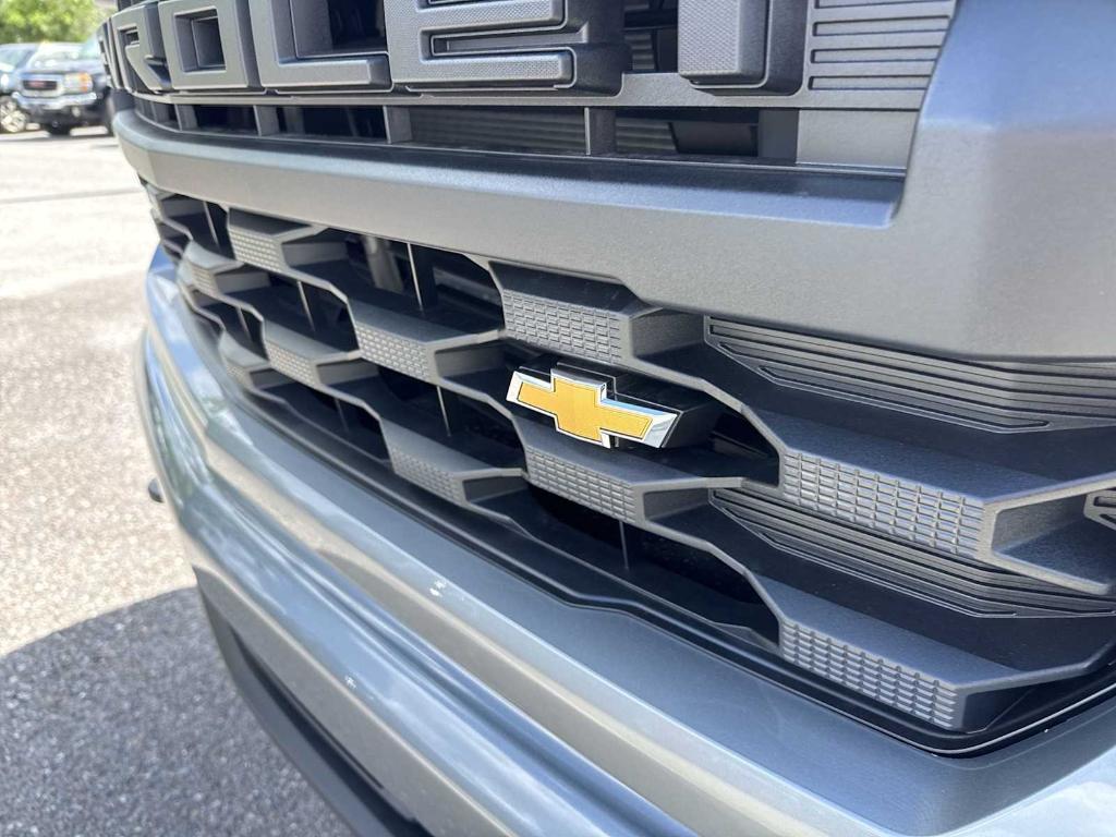 new 2025 Chevrolet Silverado 1500 car, priced at $37,125