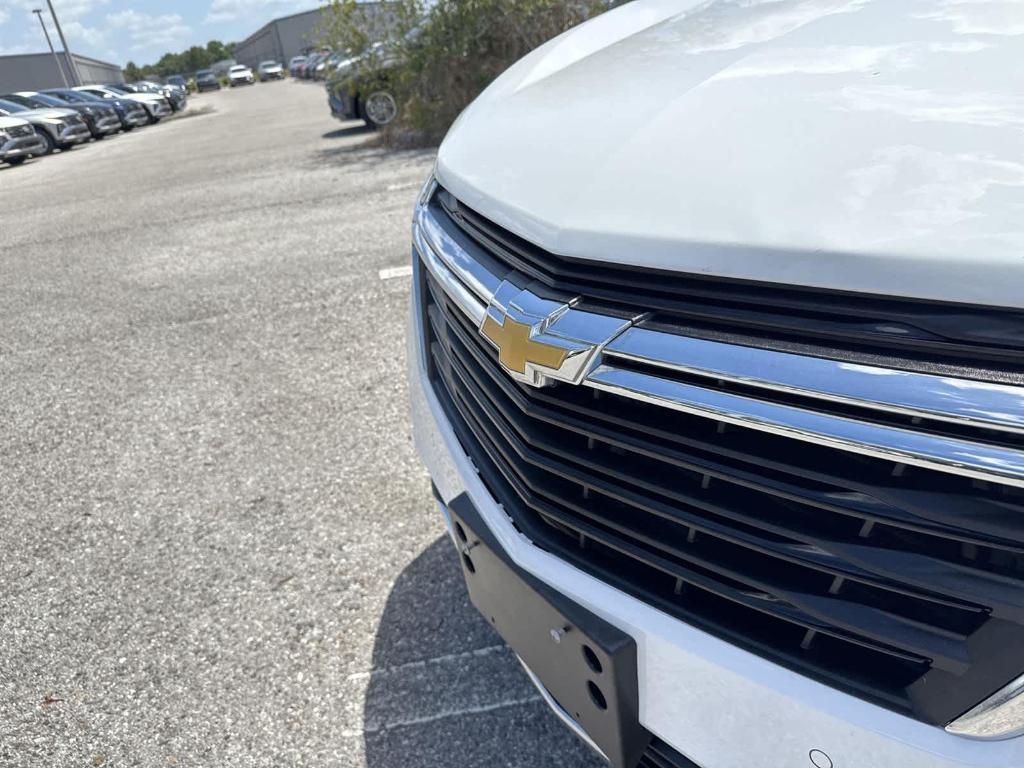 used 2023 Chevrolet Equinox car, priced at $22,297