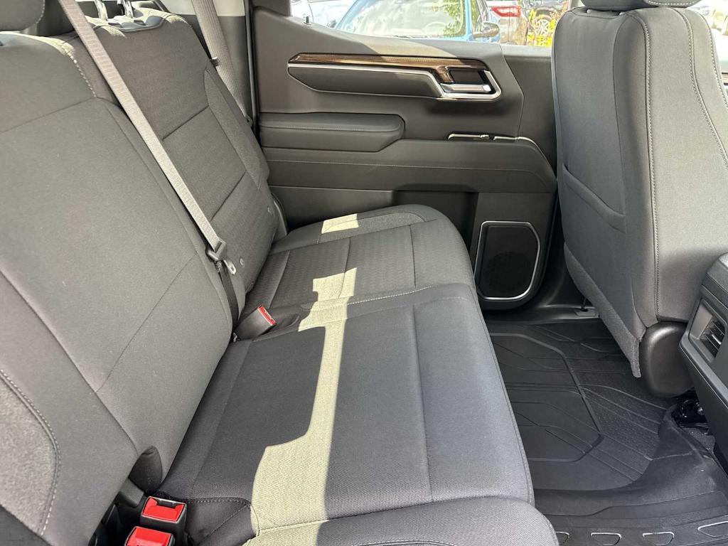 new 2025 Chevrolet Silverado 1500 car, priced at $45,560