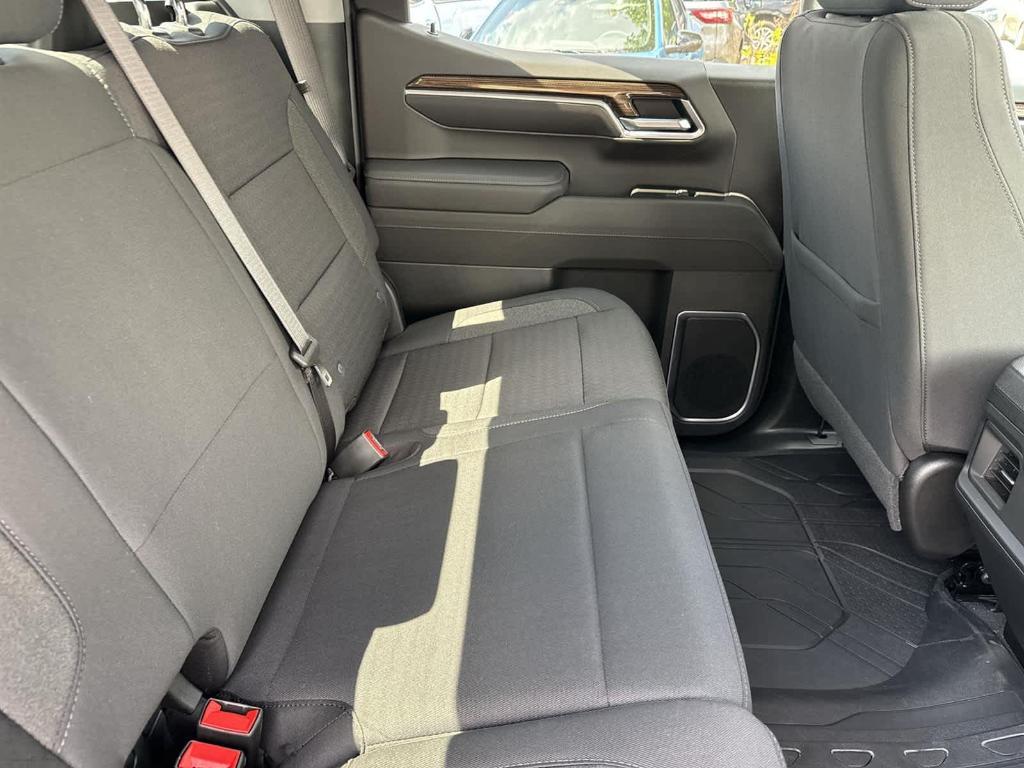 new 2025 Chevrolet Silverado 1500 car, priced at $45,560