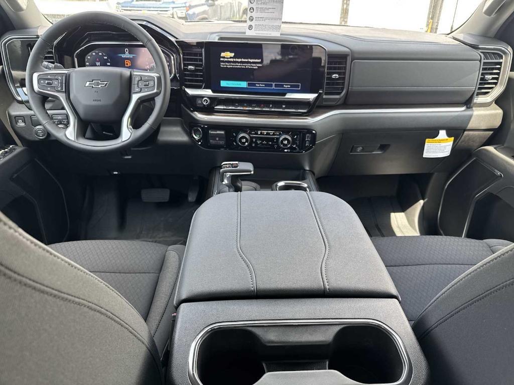 new 2025 Chevrolet Silverado 1500 car, priced at $45,560