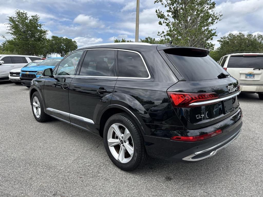 used 2024 Audi Q7 car, priced at $39,997