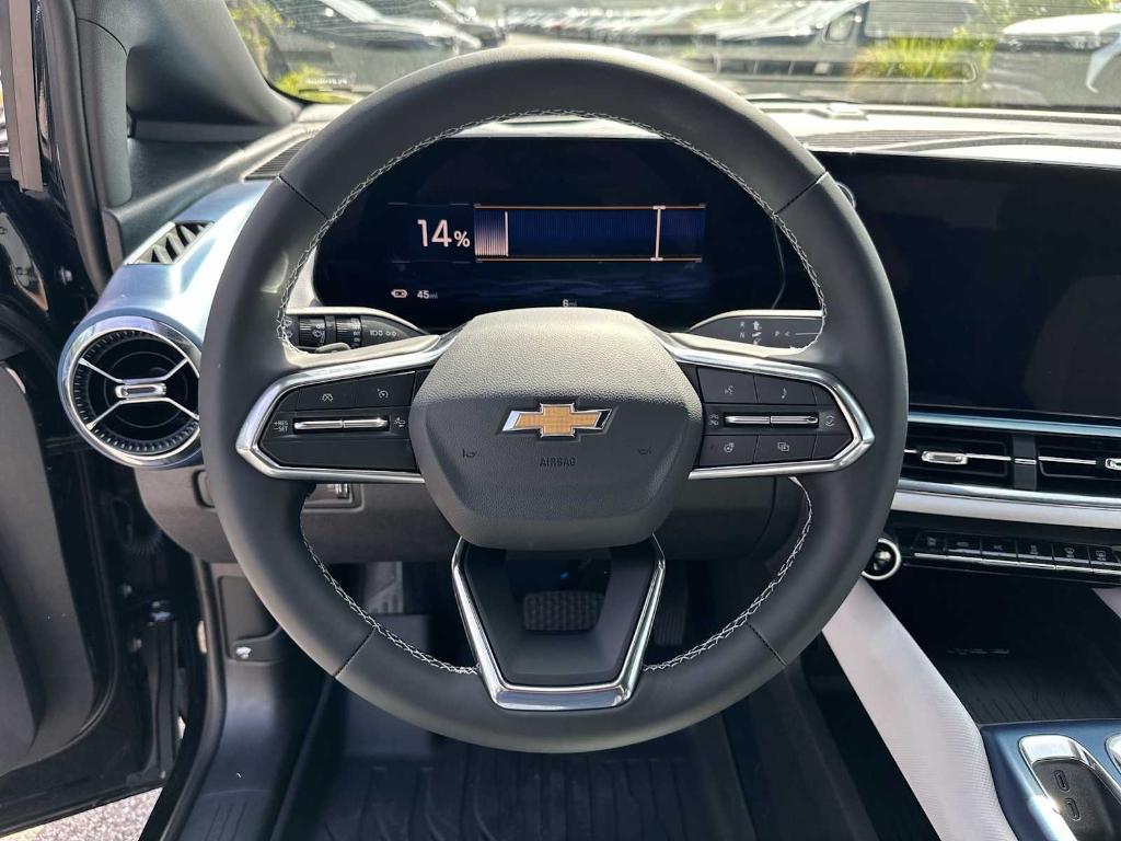 new 2025 Chevrolet Equinox EV car, priced at $35,015