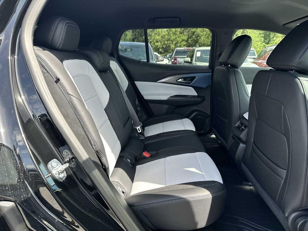 new 2025 Chevrolet Equinox EV car, priced at $35,015