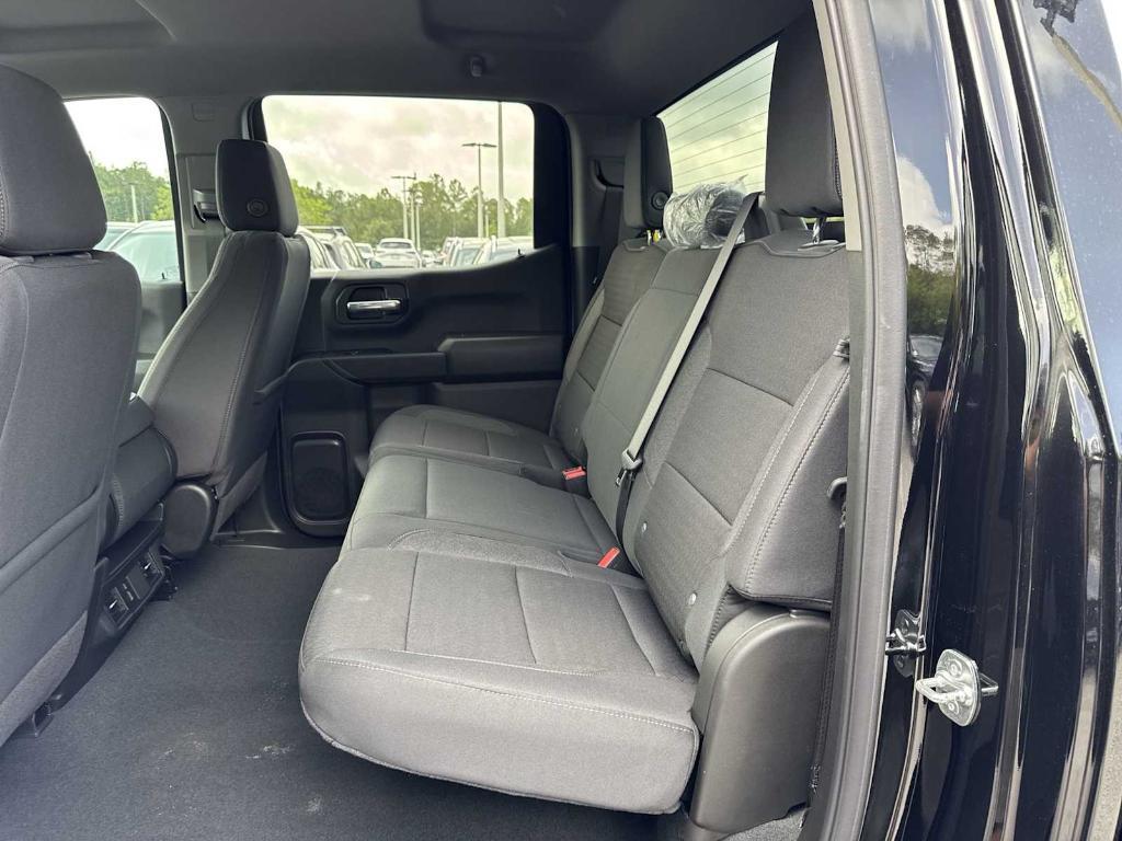new 2025 Chevrolet Silverado 1500 car, priced at $41,625