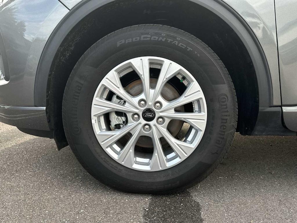 used 2024 Ford Escape car, priced at $21,397