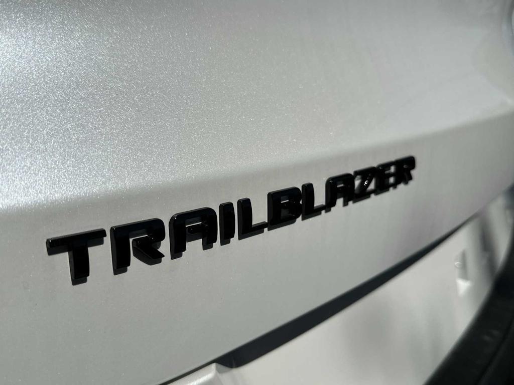 new 2026 Chevrolet TrailBlazer car, priced at $30,185