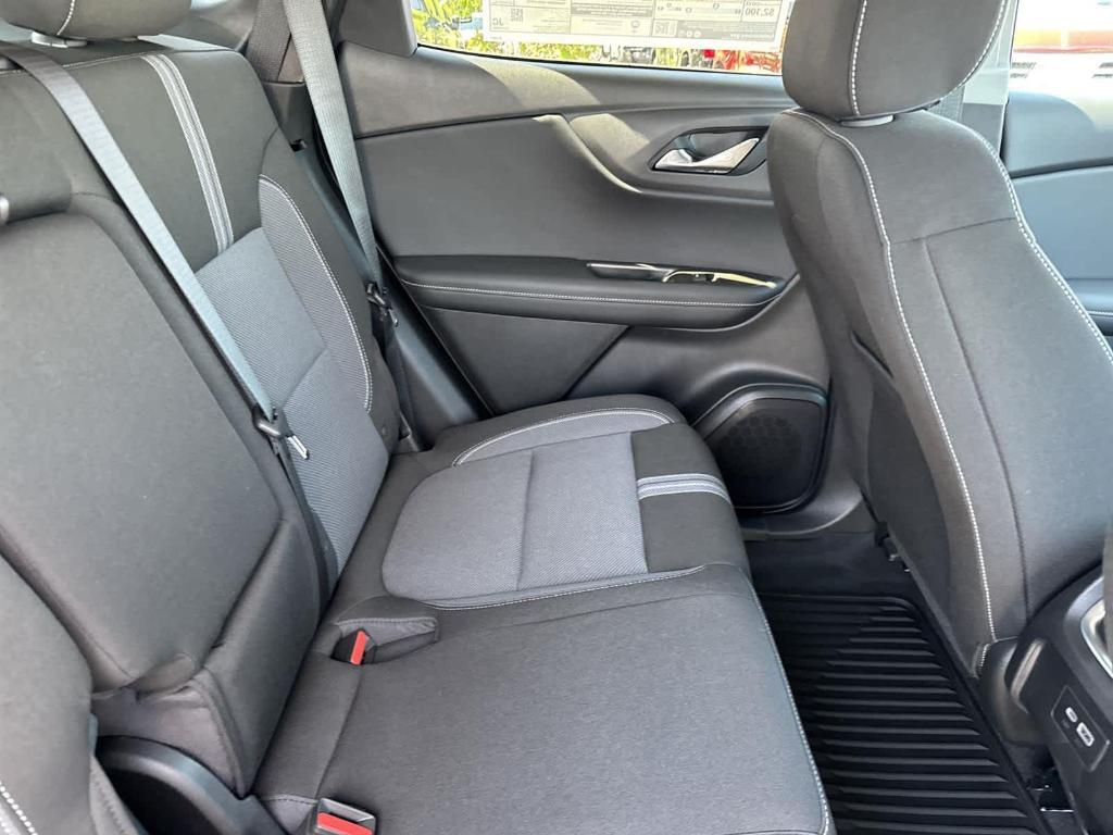 new 2025 Chevrolet Blazer car, priced at $32,185
