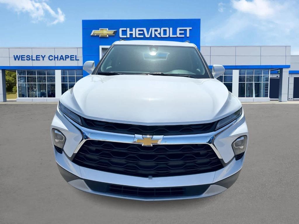 new 2025 Chevrolet Blazer car, priced at $32,185